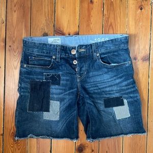 Gap boyfriend jean shorts with patches. Women’s size 24/00